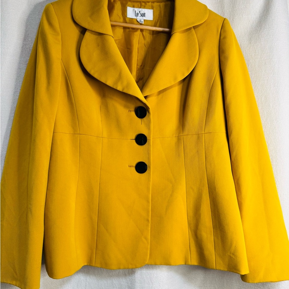 Le Suit Women's Mustard Blazer with Black Buttons